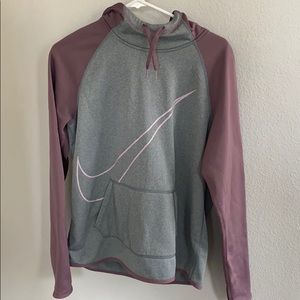 NIKE DRI FIT sweater